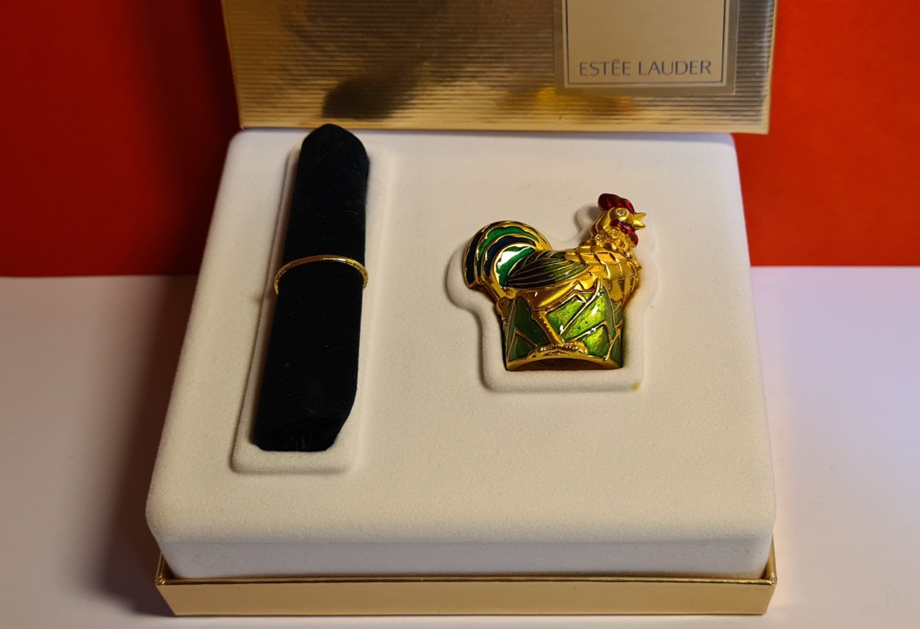 Estée Lauder Profumi & Eau de Toilette: Estée Lauder WHITE LINEN ROOSTER – Usato da Steinmaur venduto da TobiasKern 1