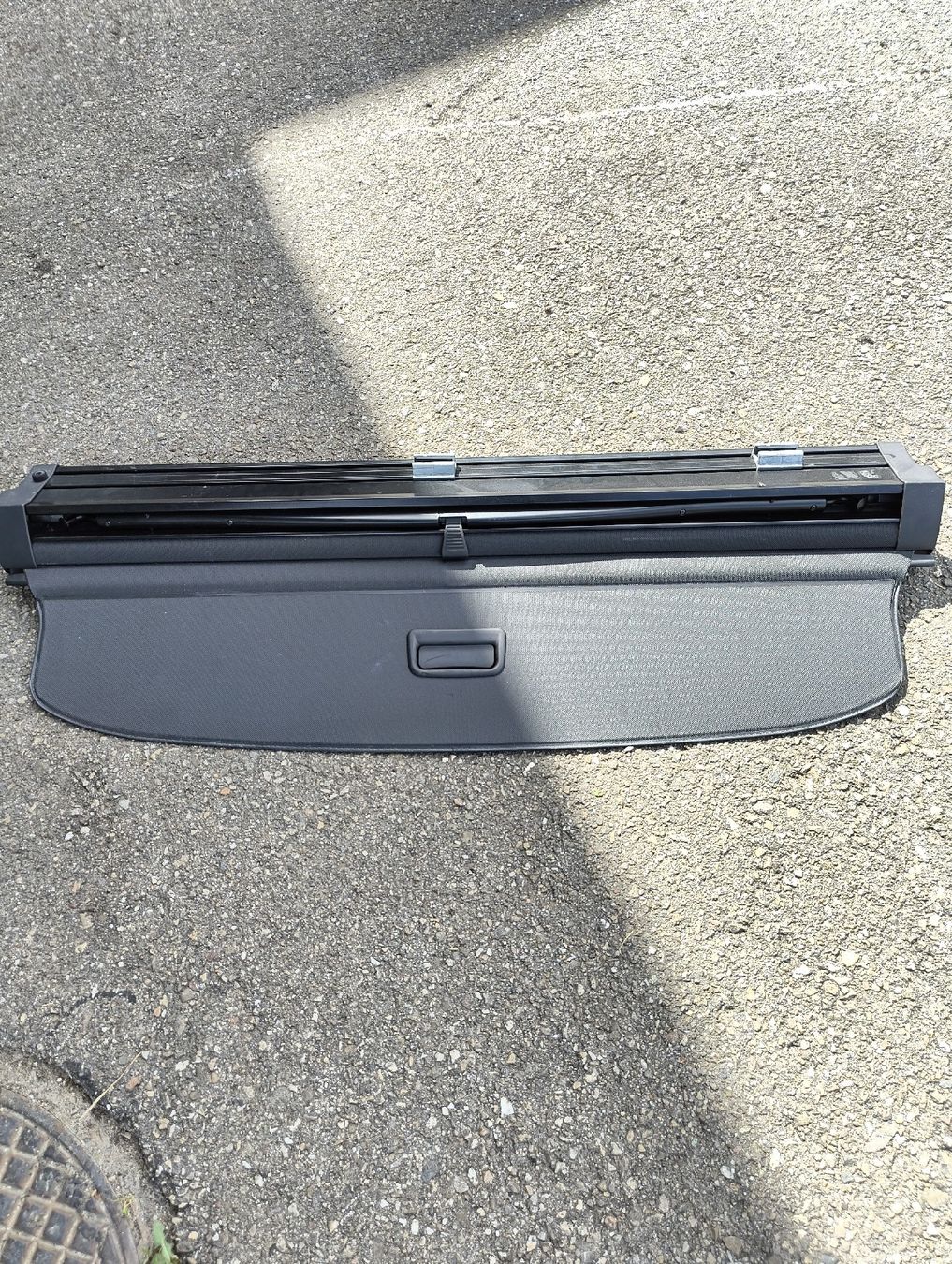 Audi Tutti pezzi di ricambio auto: Kofferraumabdeckung /Hutablage Audi A4 B7  – Usato da Willisau venduto da ban_7zdg