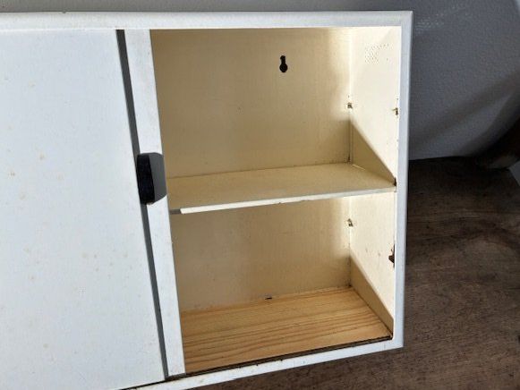 Armadietti a specchio: VINTAGE "MEWA"-Hängeschrankt – Usato da Zürich venduto da Baumgarten05 4