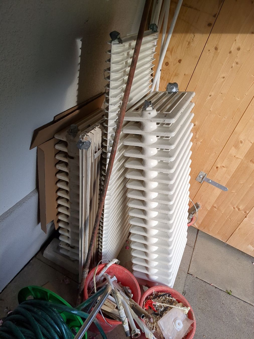 Heizgeräte: Radiator 4 Stk – Gebraucht aus Brittnau von deubi92