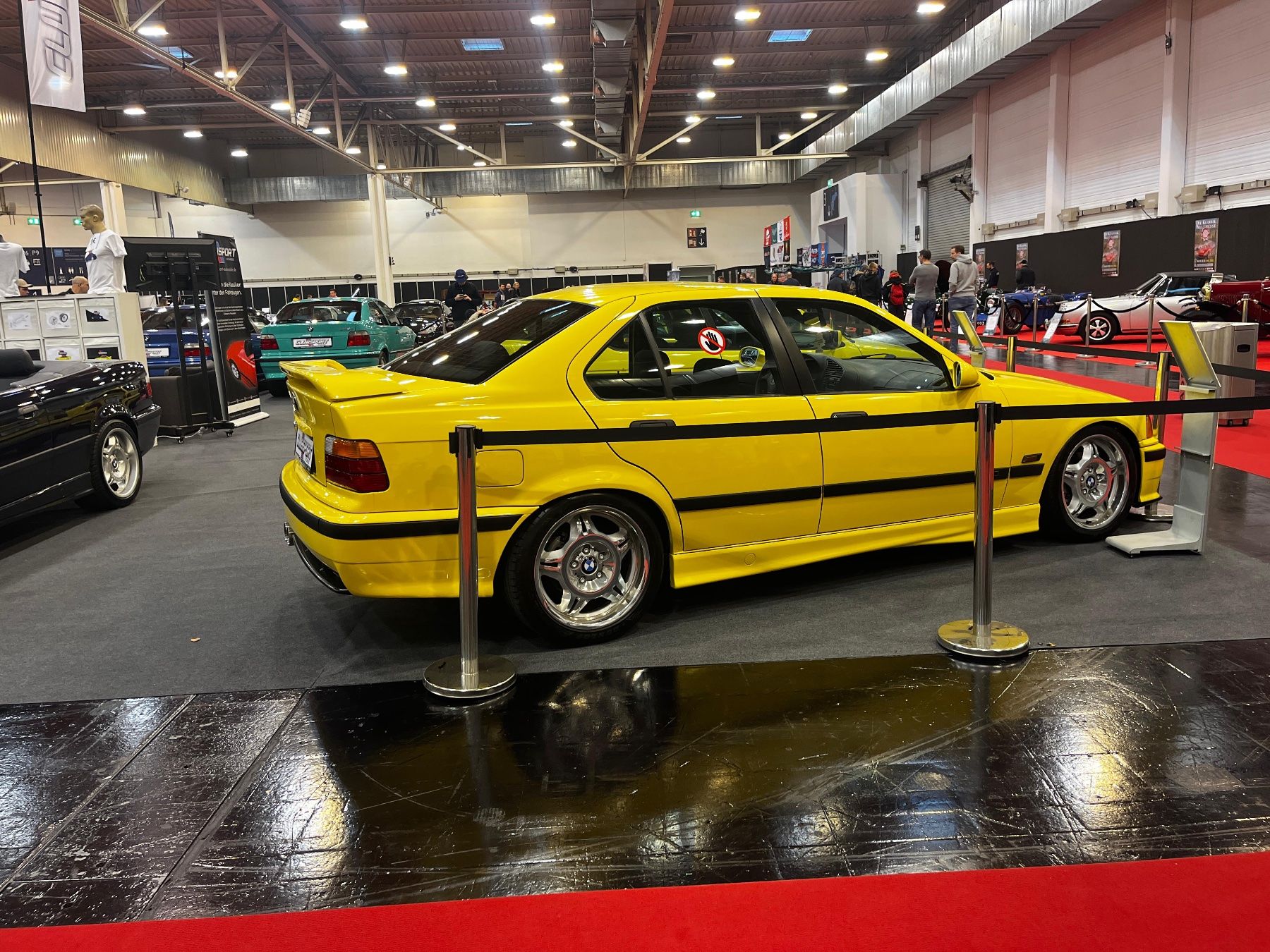 BMW Automobili: BMW E36 323i Limousine – Usato da Aarau venduto da mat_9kvv 3