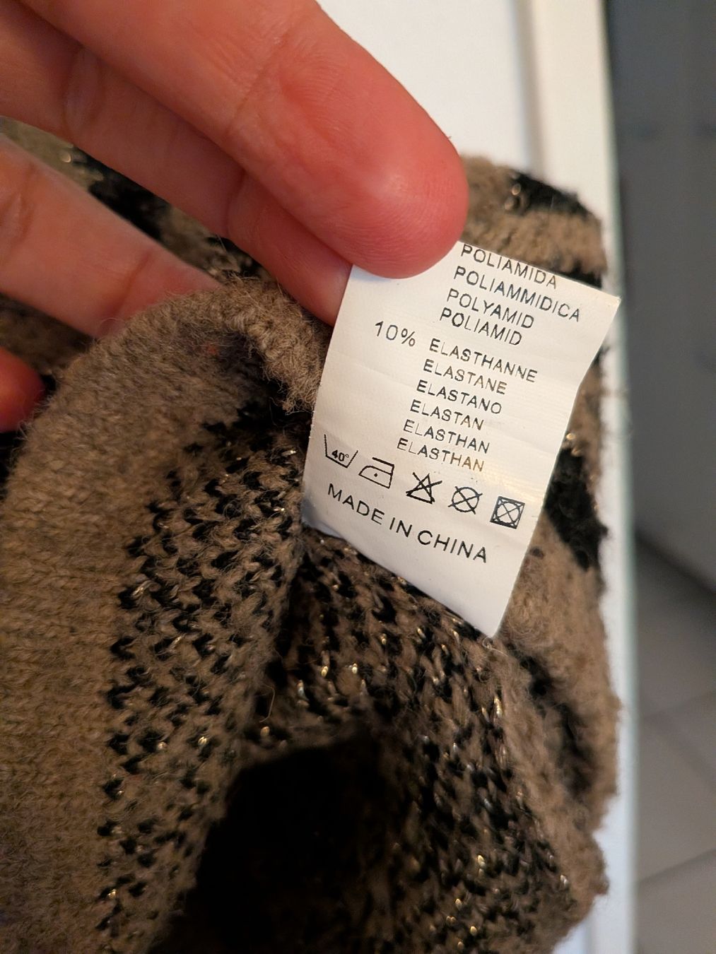 Maglioni & Felpe: Gemusterter Strickpullover mit Glitter, one size – Usato da Basel venduto da JJ.Elena 5