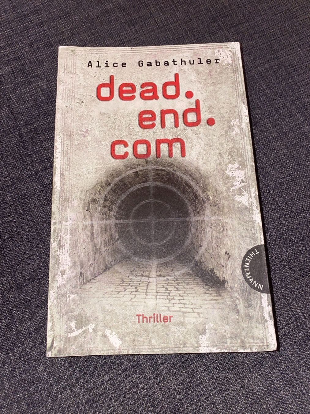 Libri: Buch "Dead.End.Com" von Alice Gabathuler – Usato da Kriens venduto da Blaecky98