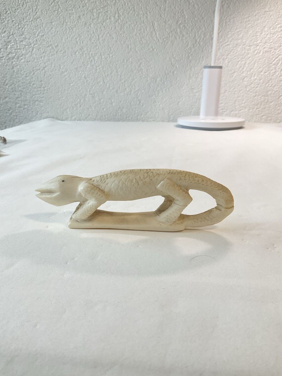 Skulpturen & Statuen: Ancienne sculpture, sculpté  – Gebraucht aus Malleray von Robot12