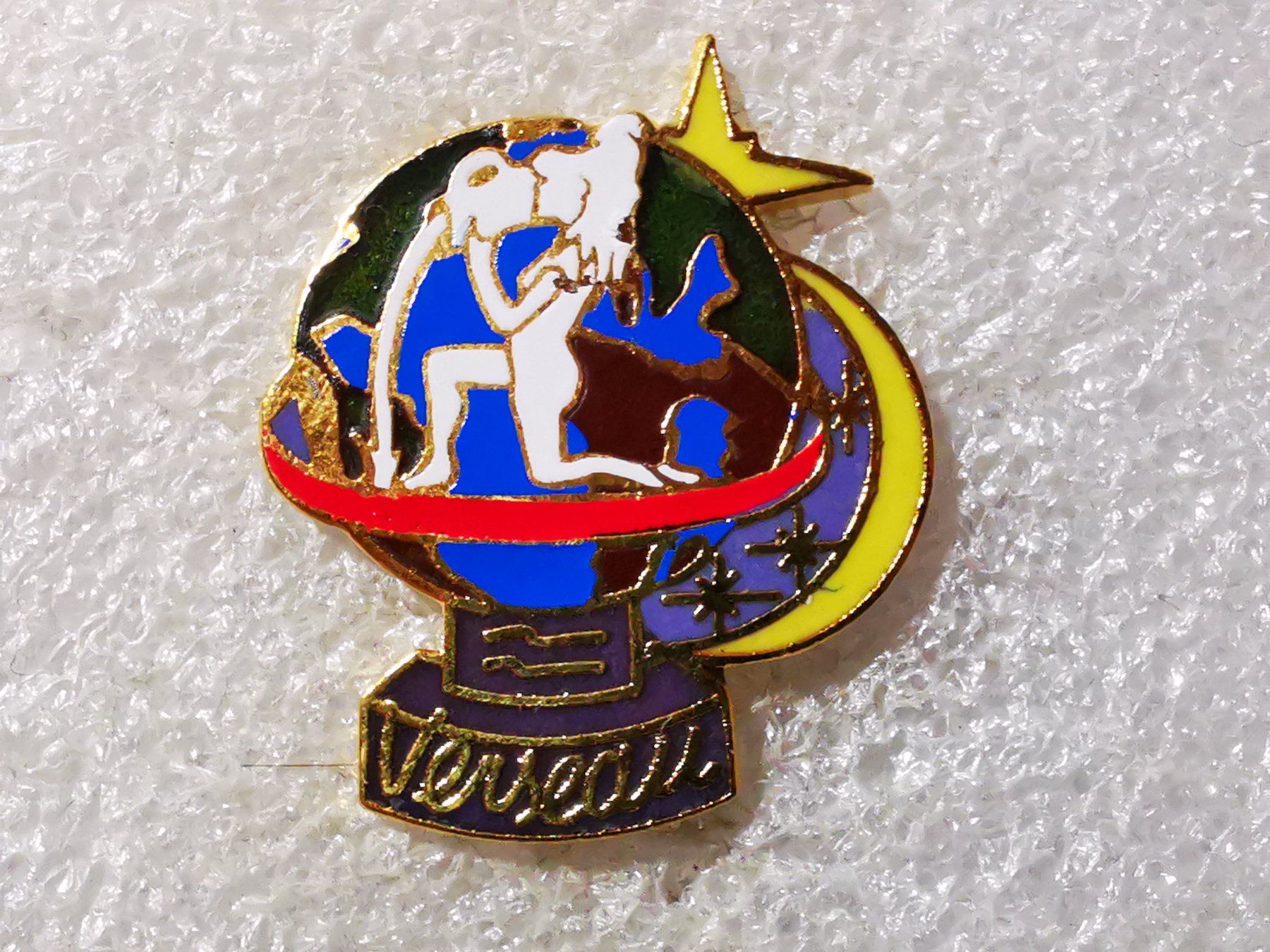 Placchette & Badge: Ansteckpin 84: Sternzeichen Wassermann – Usato da Oppligen venduto da Pin-Fall-Shop