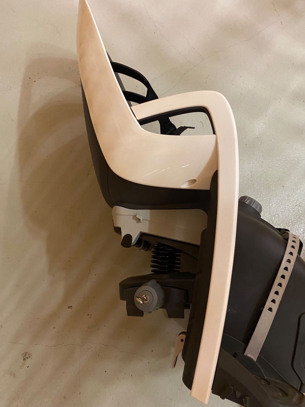Hamax Ersatzteile: Hamax Caress C3 Velokindersitz – Gebraucht aus Allenwinden von guetzli20 6