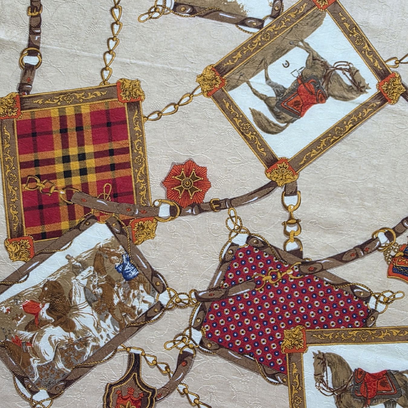 Celine Foulards, Tücher & Schals: Vintage Céline Paris Tuch – Neu (gemäss Beschreibung) aus Zürich von LIMAR 3