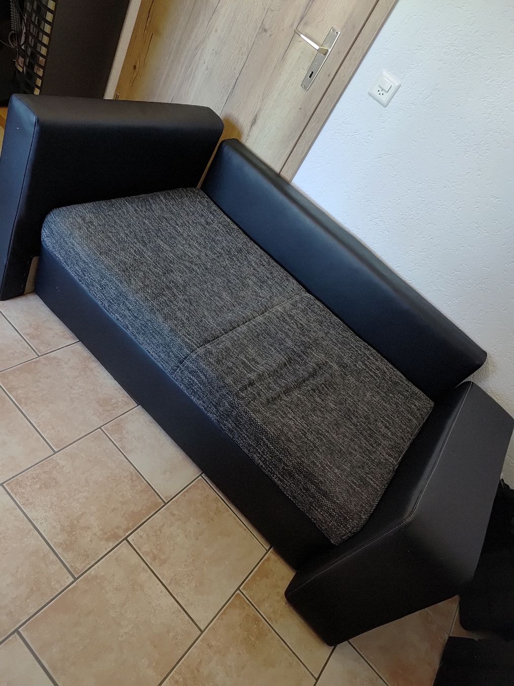 Sofas: Sofa mit Stauraum – Gebraucht aus Uznach von Kev_le_Chef 1