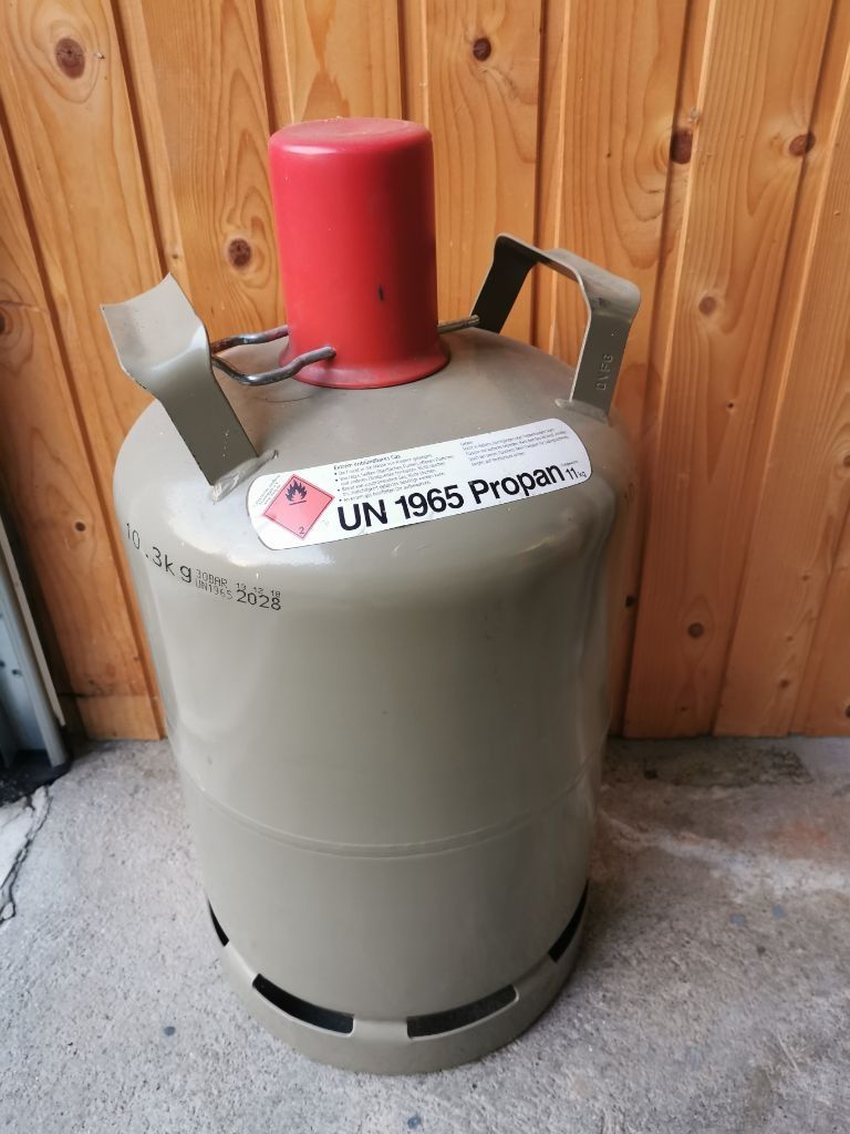 Appareils à gaz et accessoires: Gasflasche (deutsche Version) – D'occasion à Grüt (Gossau ZH) par fkroetz 1