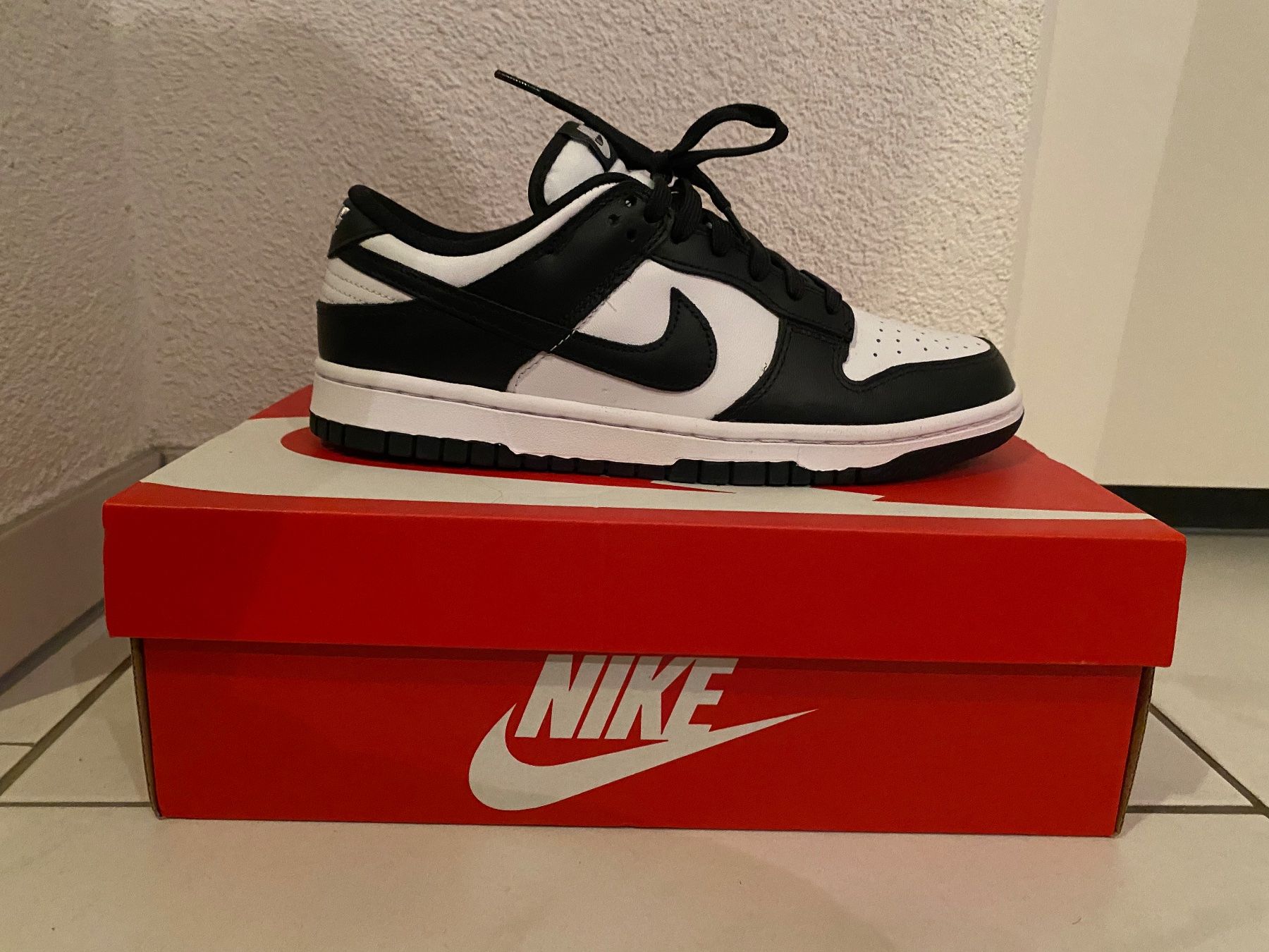 Teppiche: Nike Dunk Panda – Neu und originalverpackt aus Uetendorf von Lucutus-Picard 1