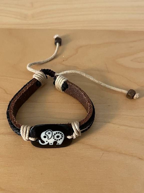 Bracciali & Braccialetti: Bracelet – Usato da Genève venduto da Moe22