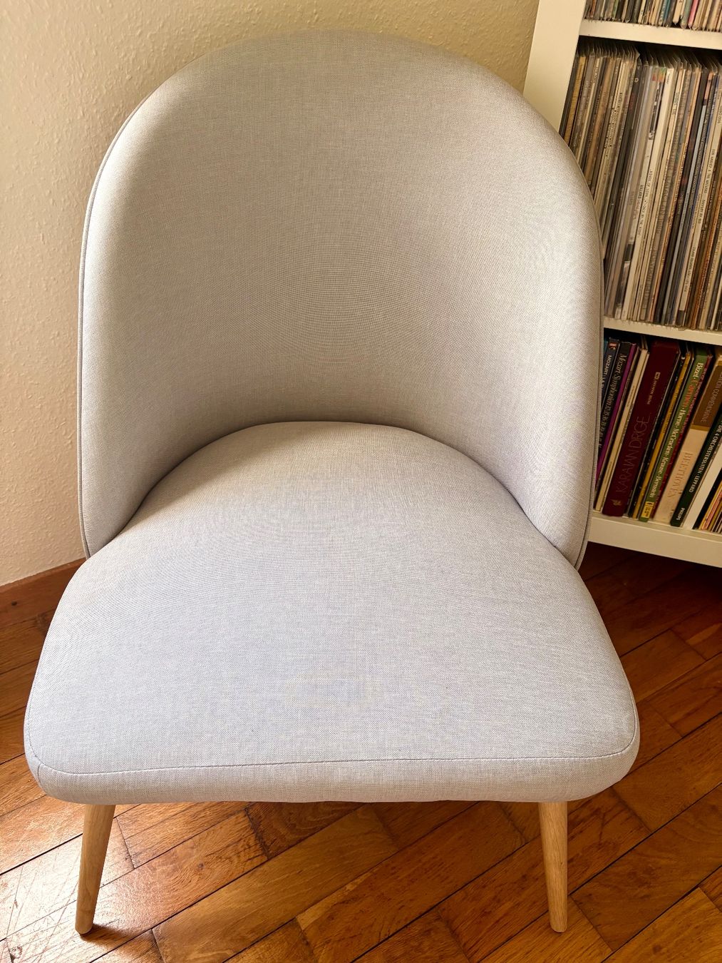 Micasa Poltrone: Deux fauteuils gris Micasa – Usato da St-Ursanne venduto da milezarde 1