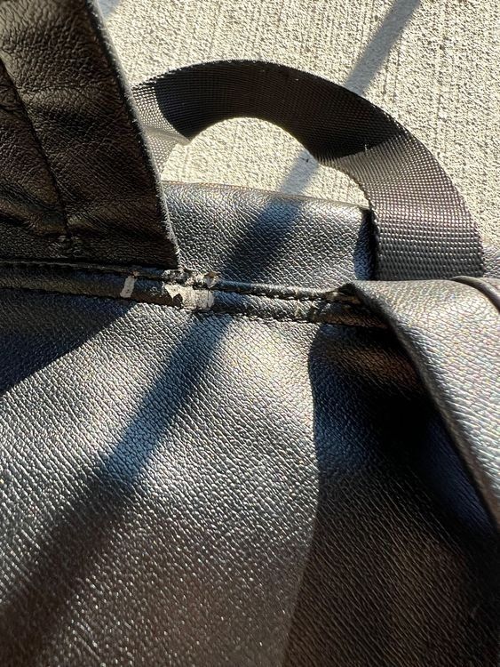 Guess Zaini: Guess Rucksack, schwarz-braun – Difettoso da Riehen venduto da ann_76jw 5