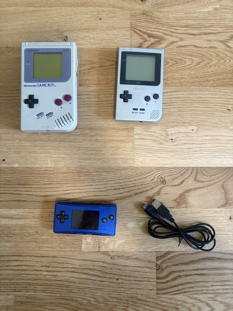 Nintendo Console: Lot 3 Game Boy – Usato da Neuchâtel venduto da Market_Dematos