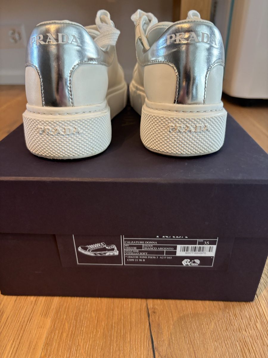 Prada Scarpe da donna: Prada sneakers white silver leather size 35 – Usato da Dübendorf venduto da Tony321 3