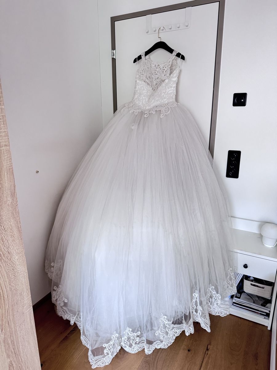 Vestiti: Ball-Brautkleid – Usato da Lachen SZ venduto da ThisMyJam 3