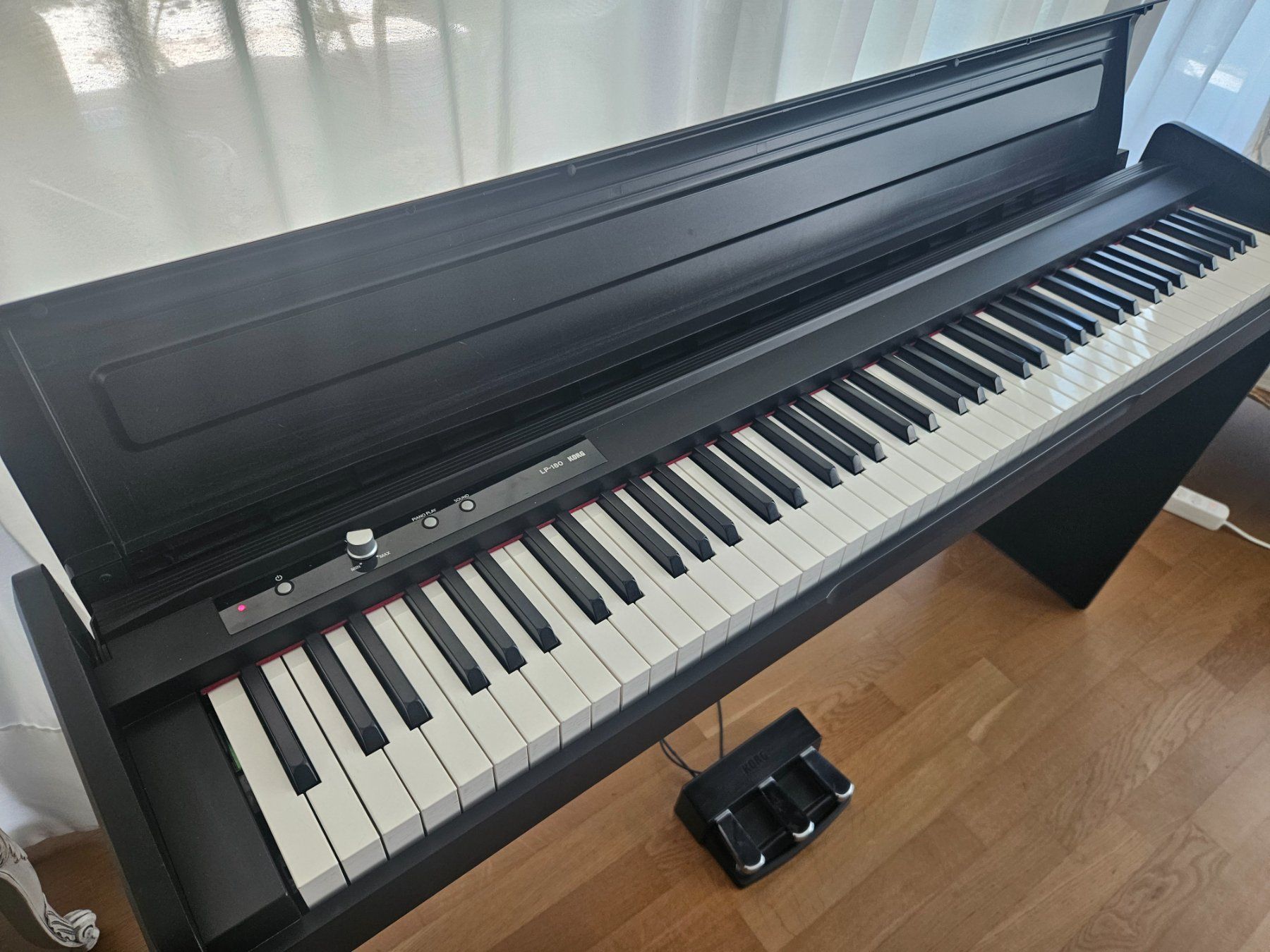 Korg Strumenti musicali: E-Piano Korg LP-180 – Usato da Cham venduto da nimic01 1