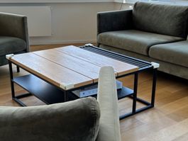 Sofatisch aus laminiertem Holz, modernes Design
