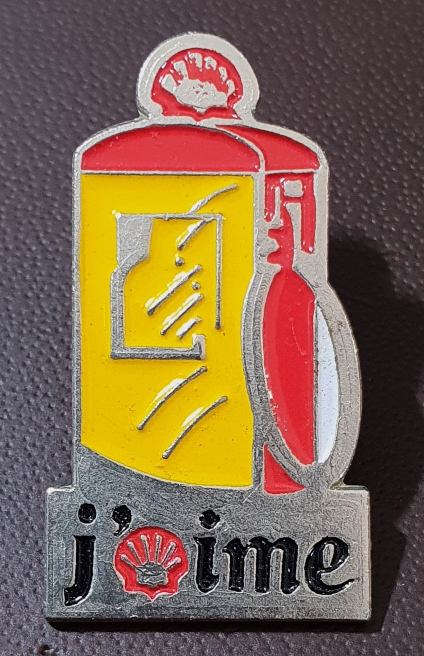 Placchette & Badge: R435 - Pin Shell Takseule / Siberige Farbe – Usato da Reinach BL venduto da Boston-Verkauf