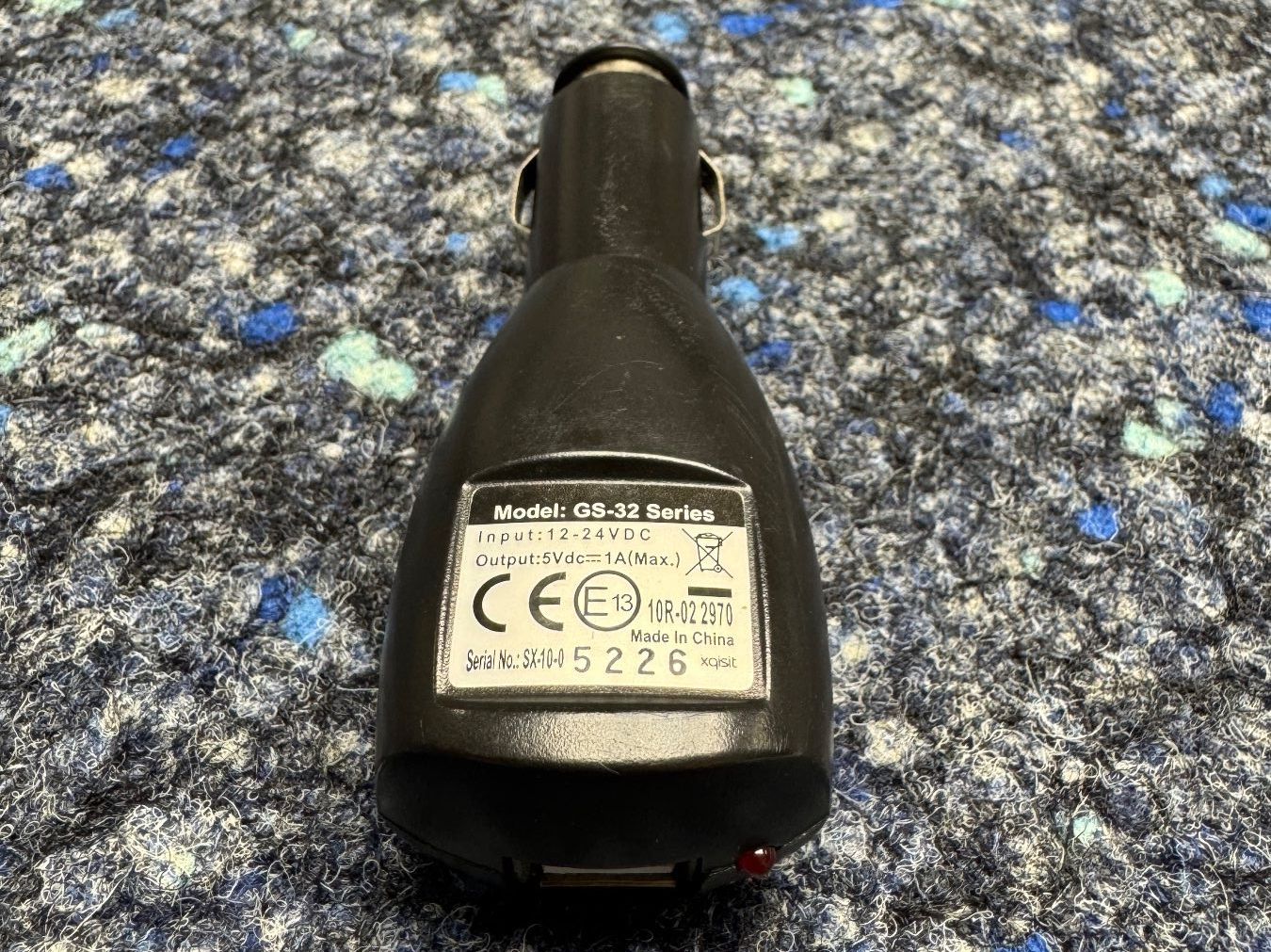 Laufwerke & Adapter: USB Doppelstecker für Zigarettenanzünder Auto – Gebraucht aus Spiez von Primrose2013 1