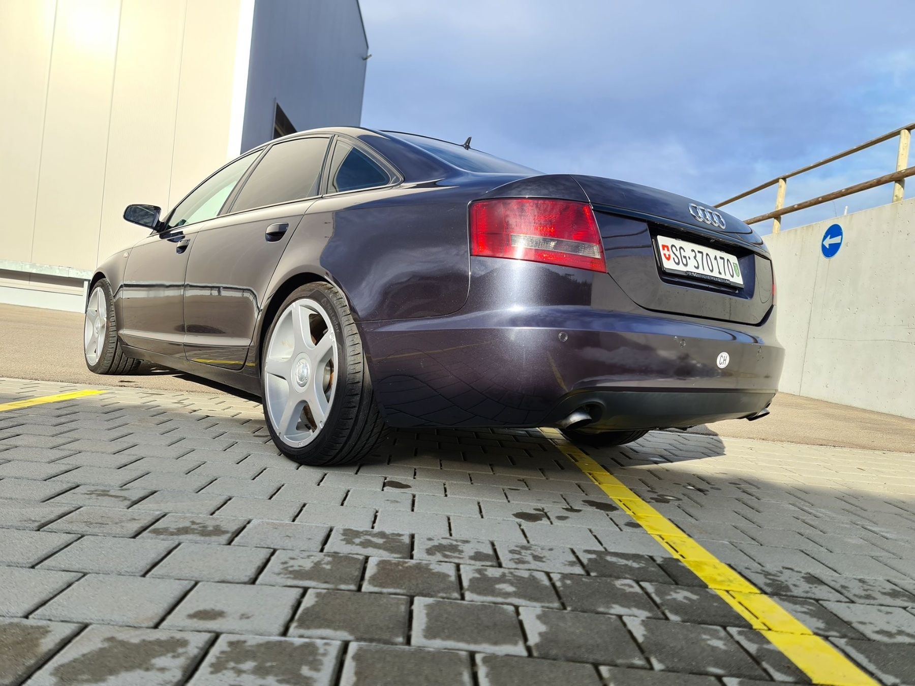Audi Automobili: Audi A6 2.0 TDI – Usato da Gossau SG venduto da Nez-lim 7