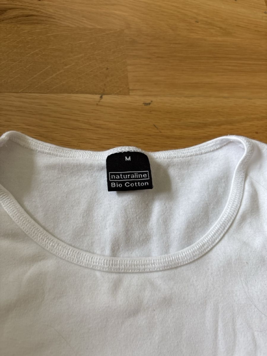 Naturaline T-shirt: Naturaline Basic Shirt  – Usato da Grosshöchstetten venduto da annalena288 1