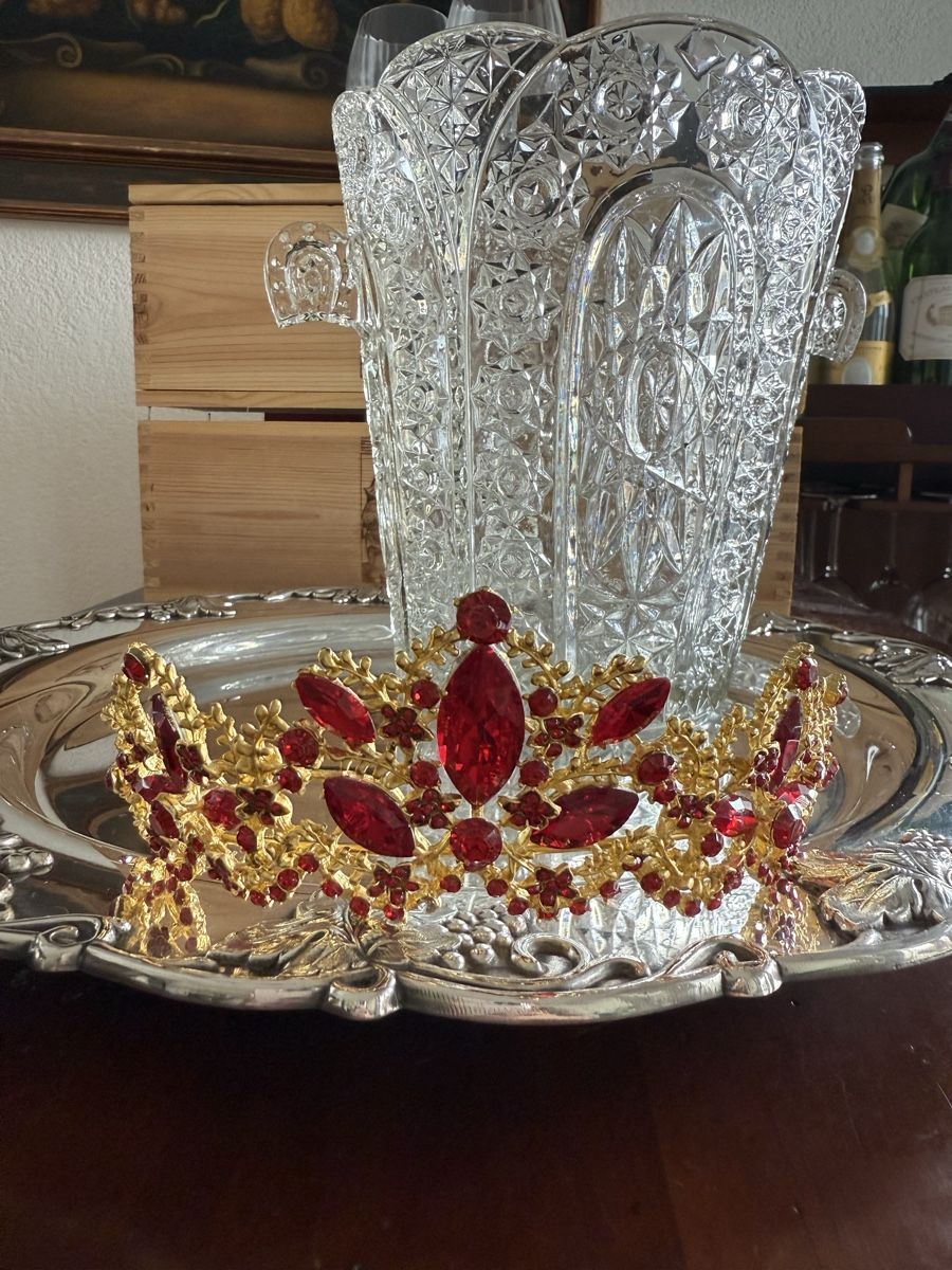 Haarschmuck: Krönchen / Tiara / Shooting Accessoires / Krone – Gebraucht aus Olten von ale_nb2x 5