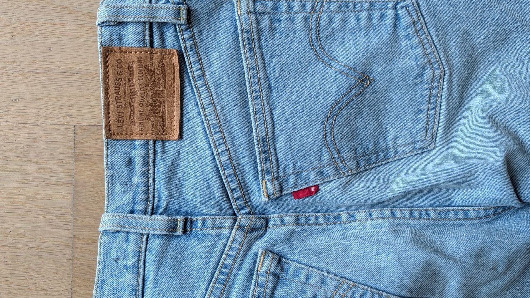 Levi's Jeans: Levi's Jeans - Ribcage Straight – Nuovo (secondo la descrizione) da Zürich venduto da nadiialivia 4