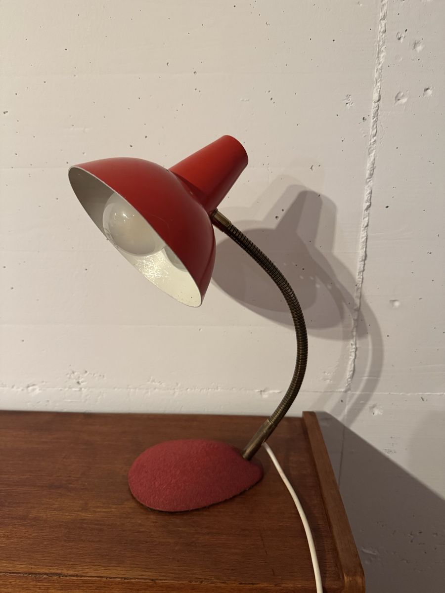 Lampade: Lampe de bureau vintage rouge – Usato da Romont / BE venduto da kotao 2