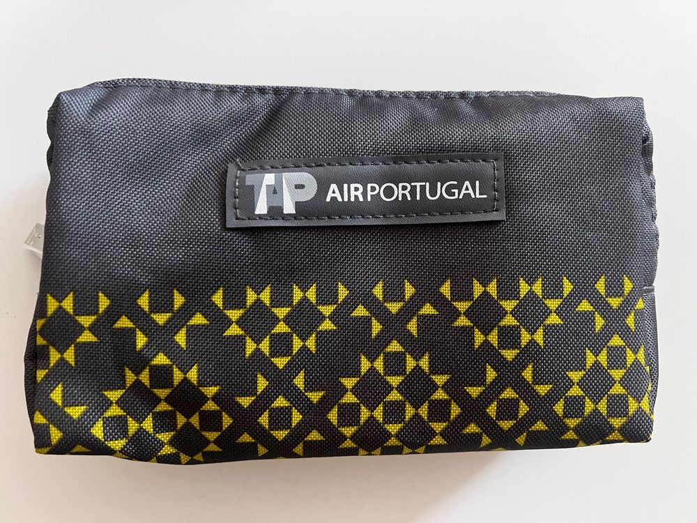 Amenity Kit vom TAP Business Class Toilettentasche NEU Kaufen auf Ricardo