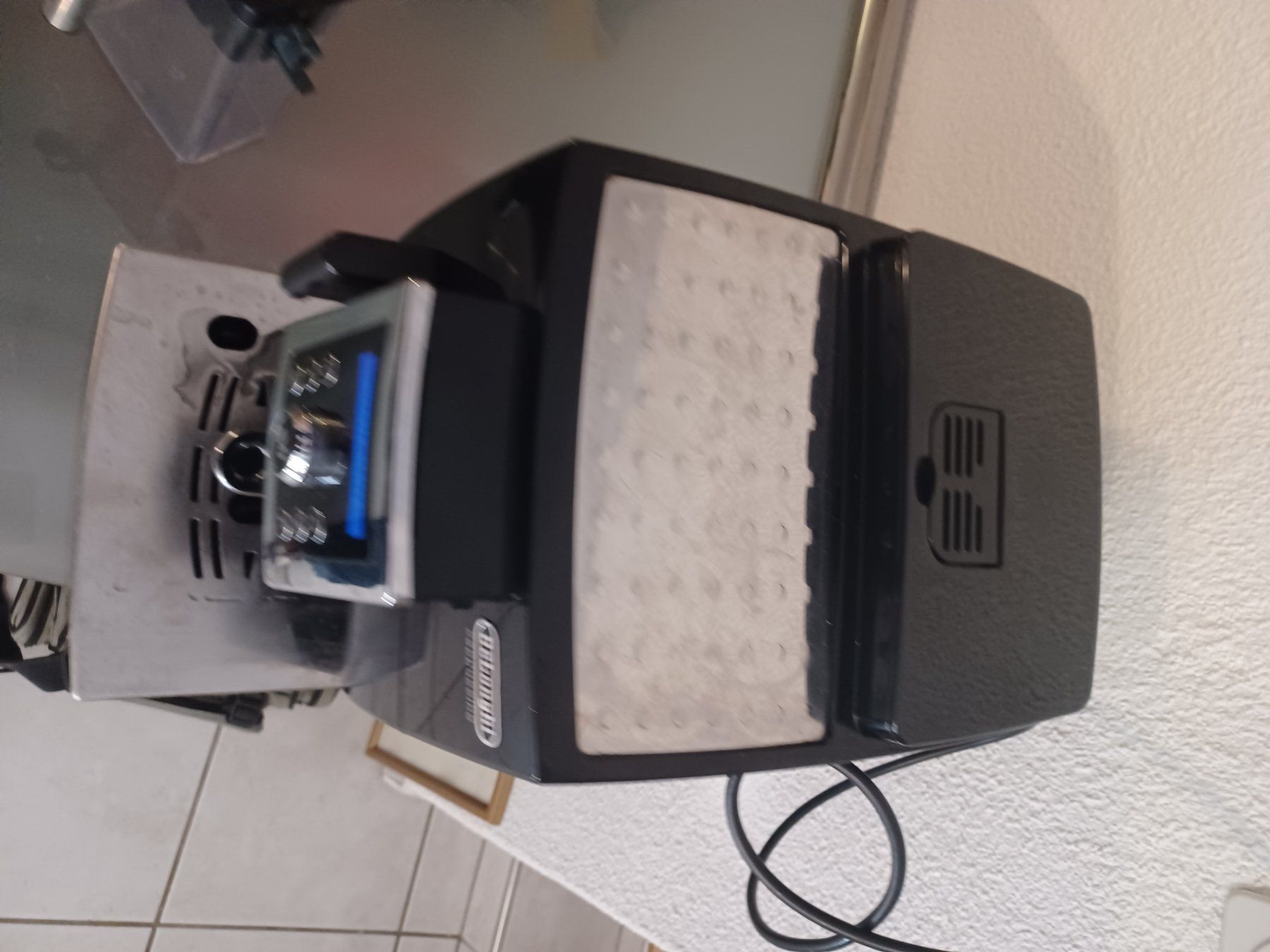De'Longhi Macchine per caffè & Macchine per espresso: DE LONGHI CAPPUCCINO – Difettoso da LUZERN venduto da picci01 3