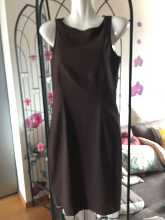 Robe moulante extensible working girl marron 32