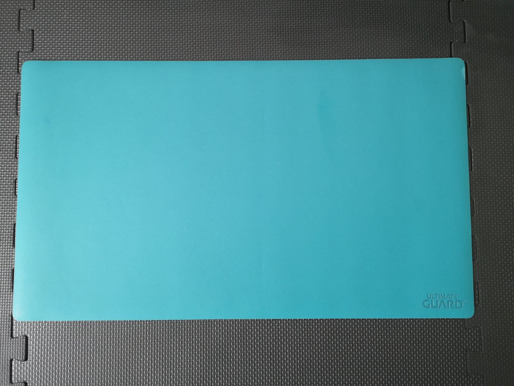 Spielmatte: Ultimate Guard Play-Mat ab CHF 1.- – Gebraucht aus Bremgarten AG von recbitw