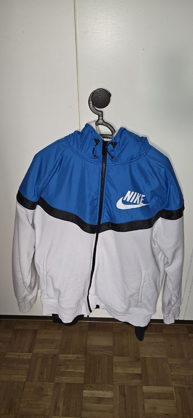 Nike Giacche: jacket nike xxl – Nuovo (secondo la descrizione) da Lausanne venduto da Ari-92