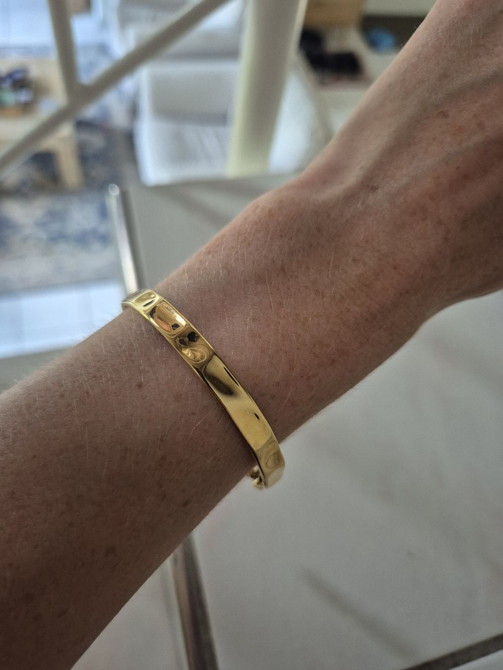 Bracelets: Abbott Lyon hammered abjustable bangle bracelet – Neuf (Voir description) à Kilchberg ZH par emi_6vtg