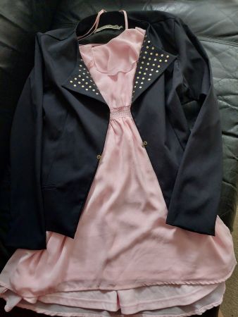 Kleid mit Blazer Grösse M