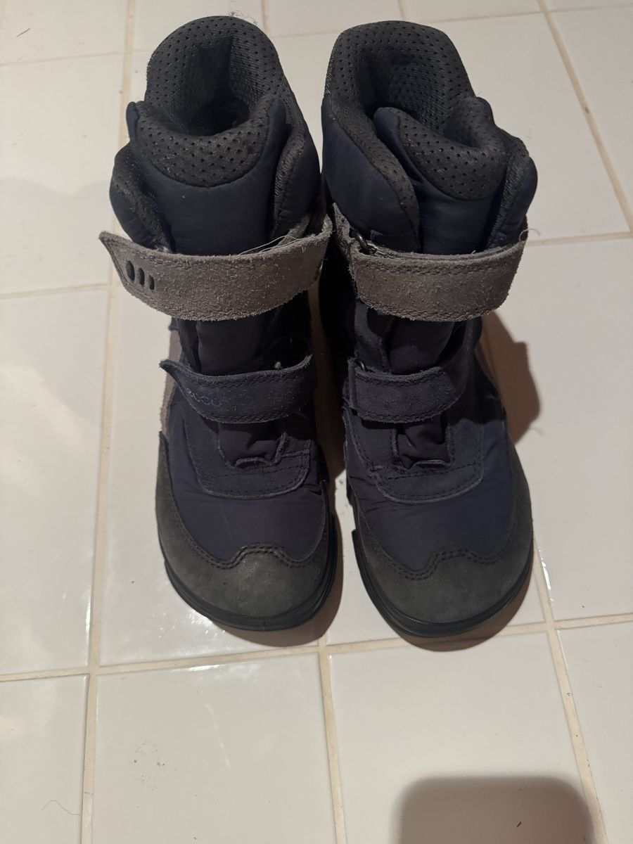Ecco Scarpe per ragazzi: Winterschuhe Grösse 35 – Usato da Ebmatingen venduto da F.Bullet