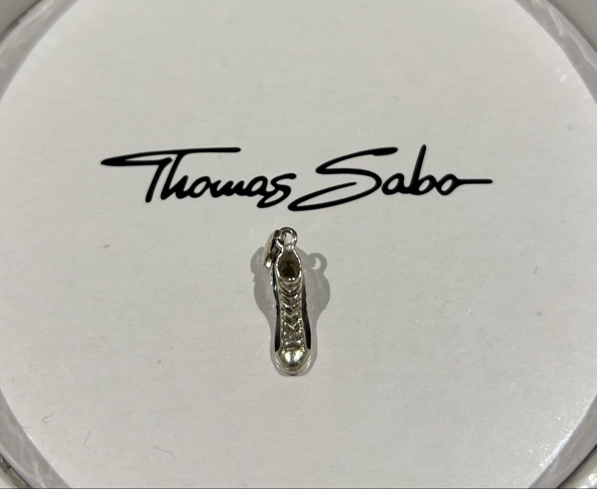 Thomas Sabo Anhänger: Thomas Sabo Charm Converse - Silber 925 – Gebraucht aus Itingen von Kiiwi03 1