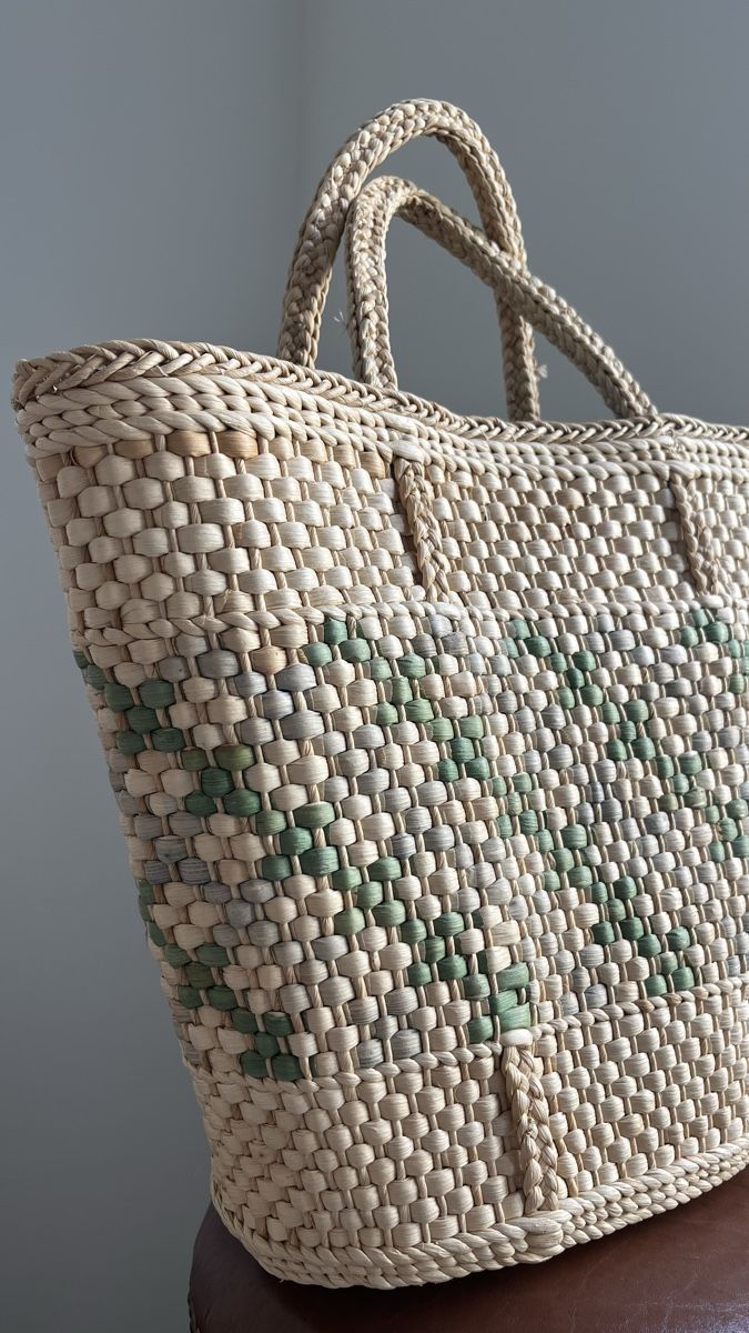 Altro per la casa: VINTAGE HANDMADE RAFFIA GREEN MAXI BAG – Usato da Lugano venduto da yul_fhg2 8