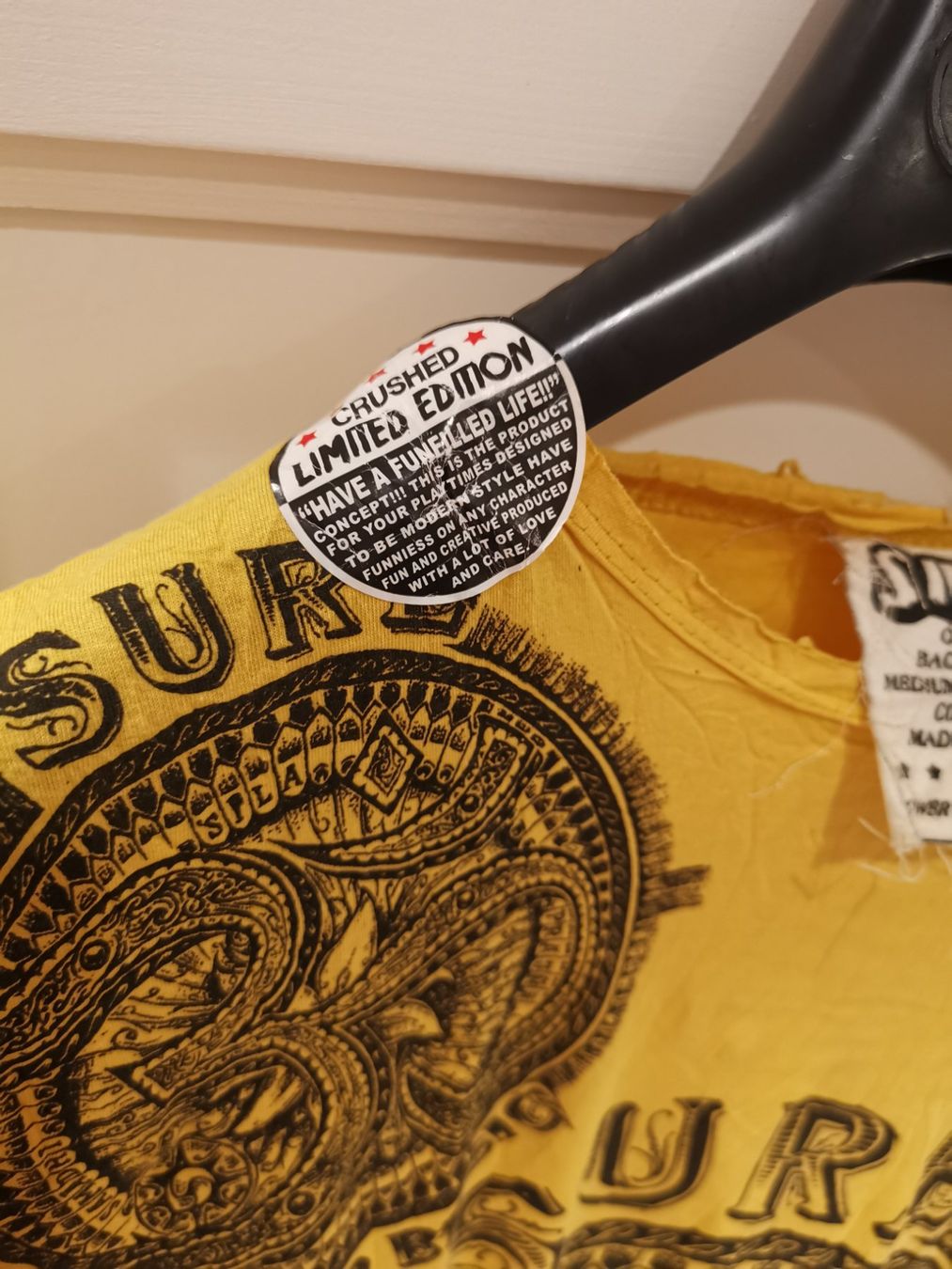 T-shirt: T-shirt SURE – Nuovo (secondo la descrizione) da Basel venduto da MichelFa 3