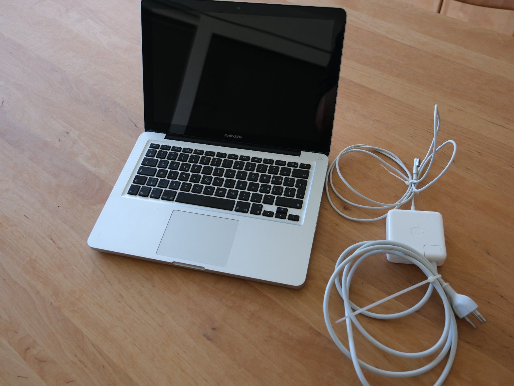 Apple Notebooks: Macbook Pro (Mid 2012) 13inch – Gebraucht aus Horn von Juergstr
