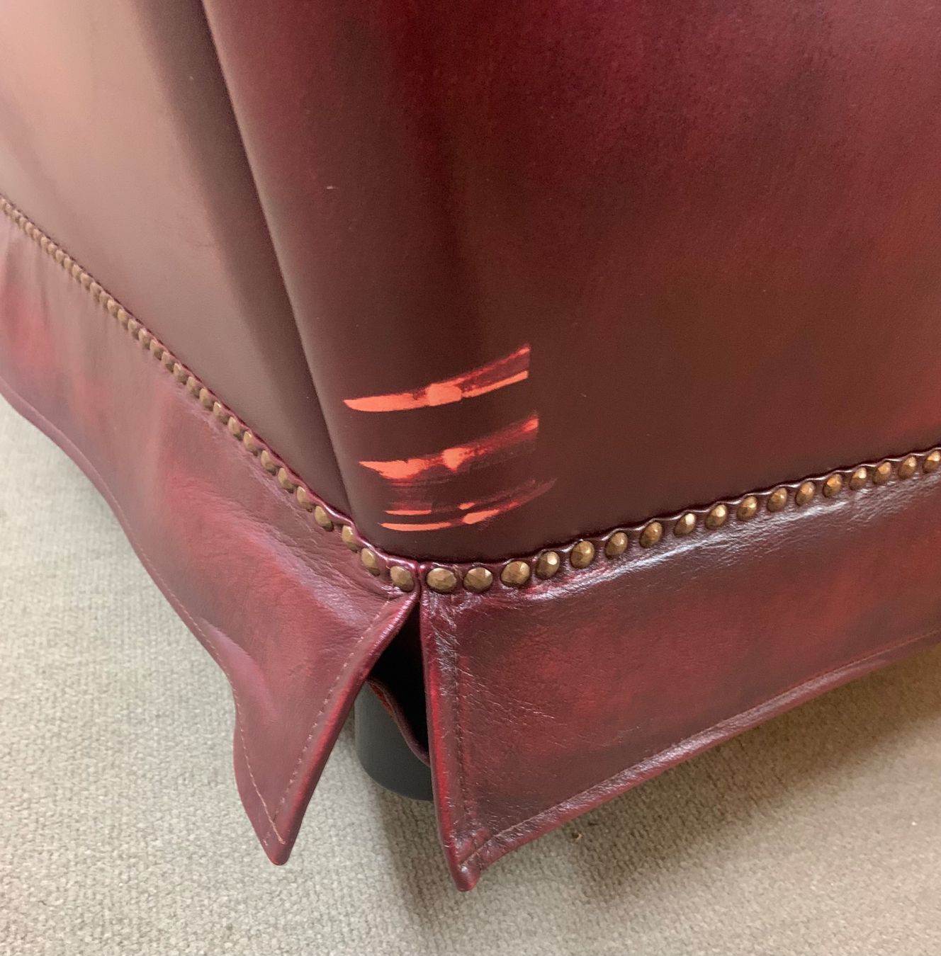 Divani: 3er Sofa mit Höcker, Echtleder, Chesterfield Style! – Usato da Brunnen venduto da Allerwaren 6