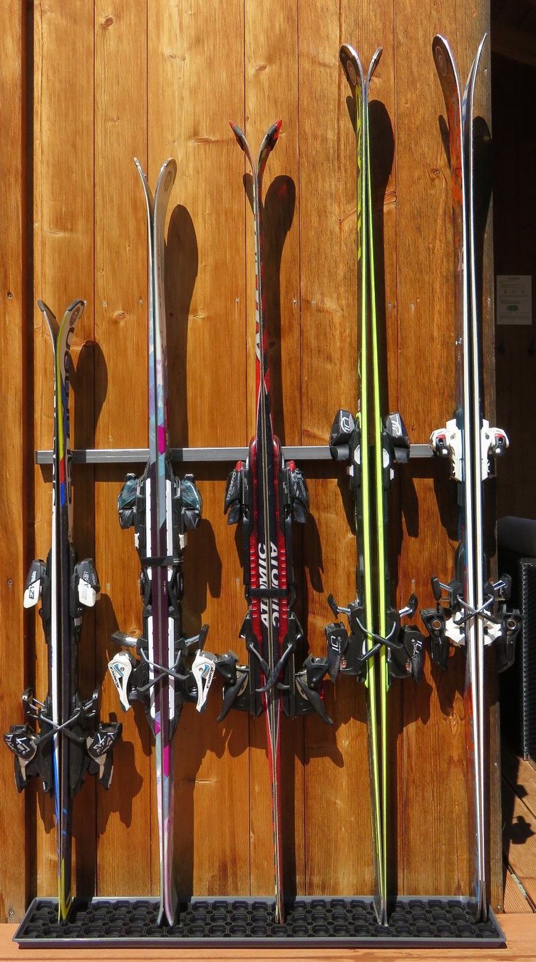 Altro per sci: Kit de rangement mural 5 paires de ski – Nuovo e nell'imballaggio originale da Mettmenstetten venduto da Ollivier 1