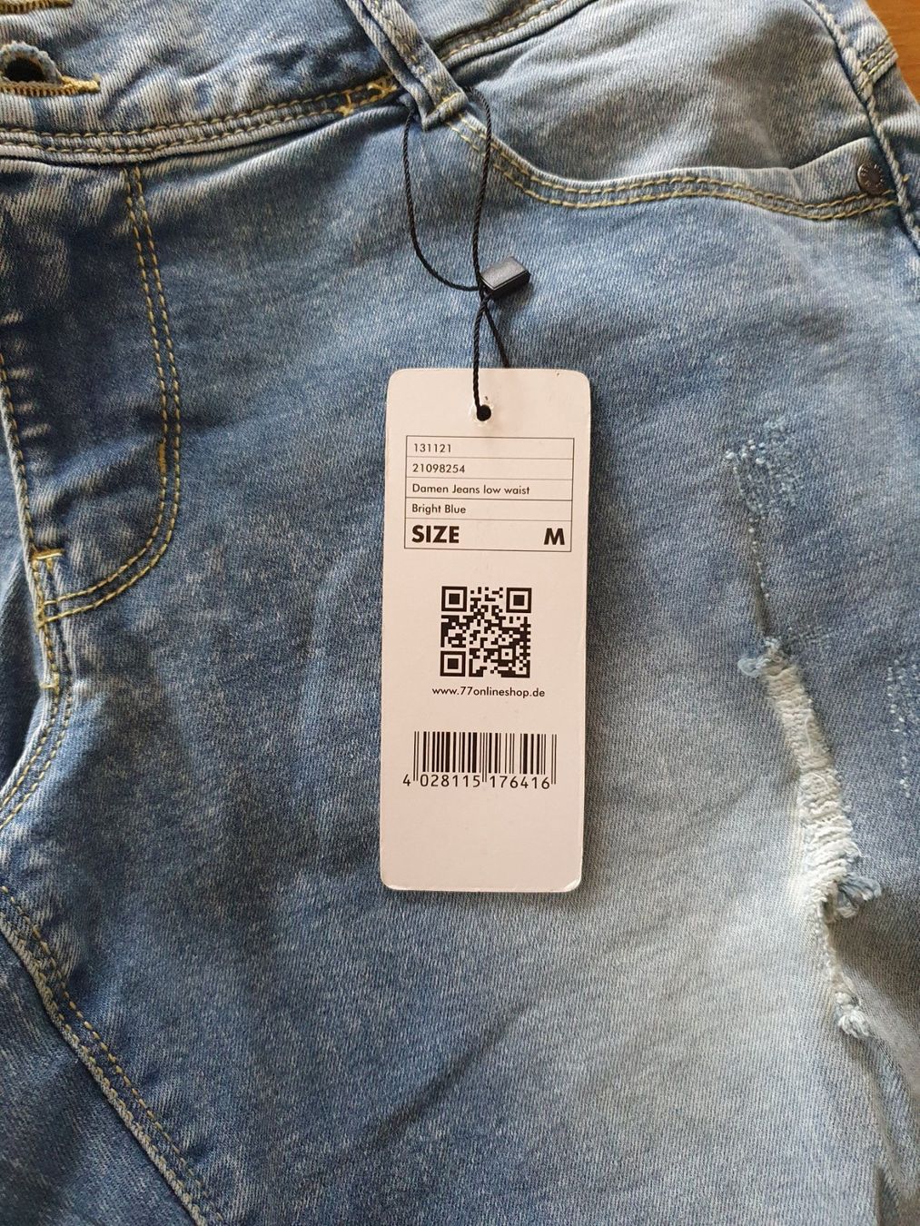 Jeans: Jeans Hose Grösse M/L – Nuovo (secondo la descrizione) da Rickenbach SO venduto da S.u.n.s.h.i.n.e.83 2