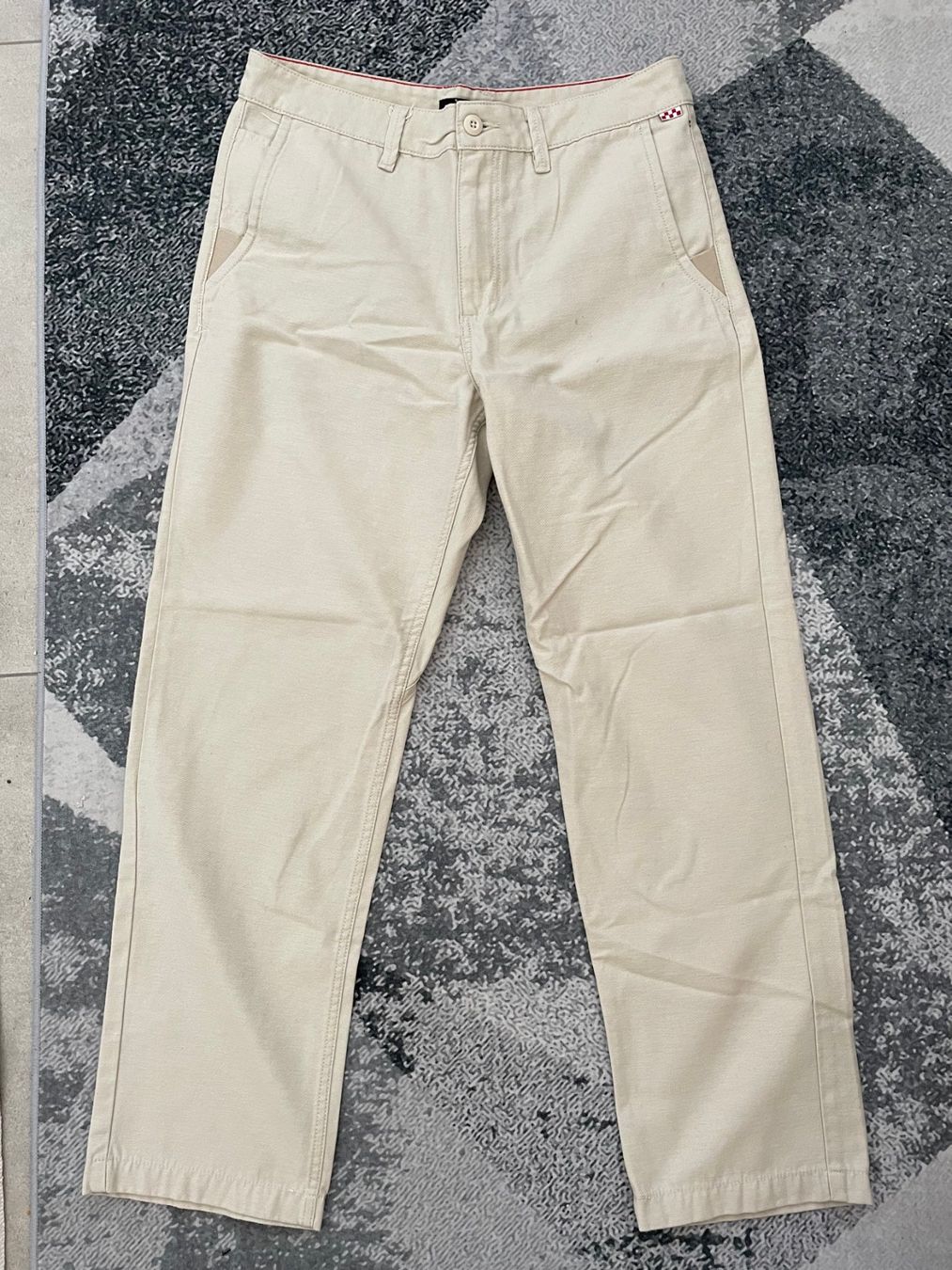 Vans Pantaloni: Vans - Authentic Chino (Beige) – Usato da Chiasso venduto da Er_Mon