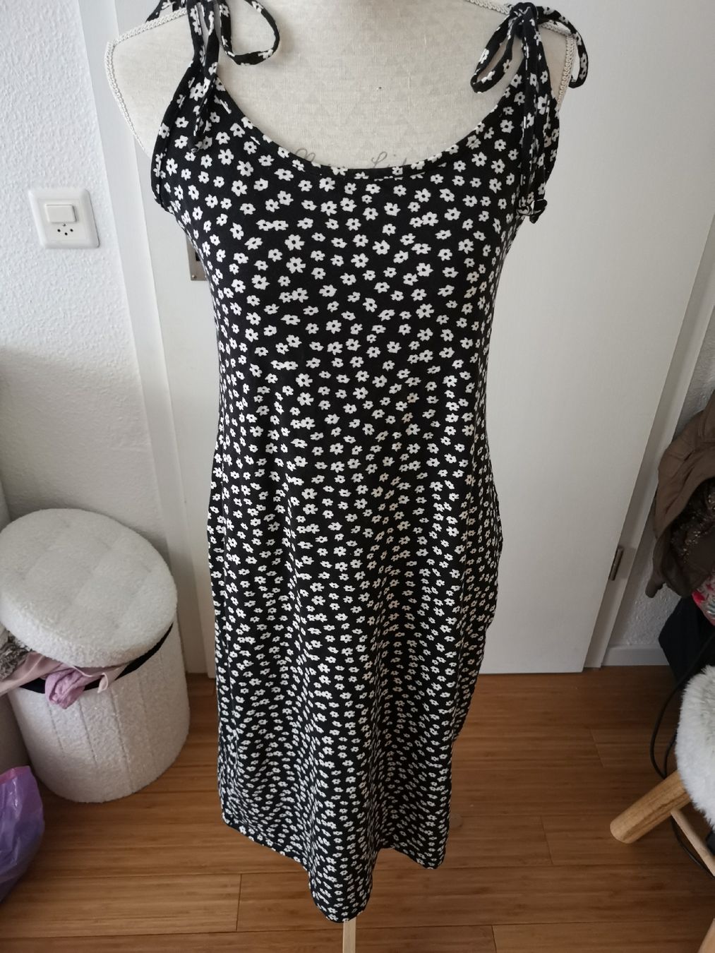 Vestiti: Robe hollister L – Nuovo (secondo la descrizione) da Brügg BE venduto da Angel2300