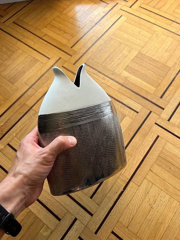 Vasi & Recipienti: Vase en forme de poisson blanc et argenté texturé – Usato da Coppet venduto da diablogogo 4