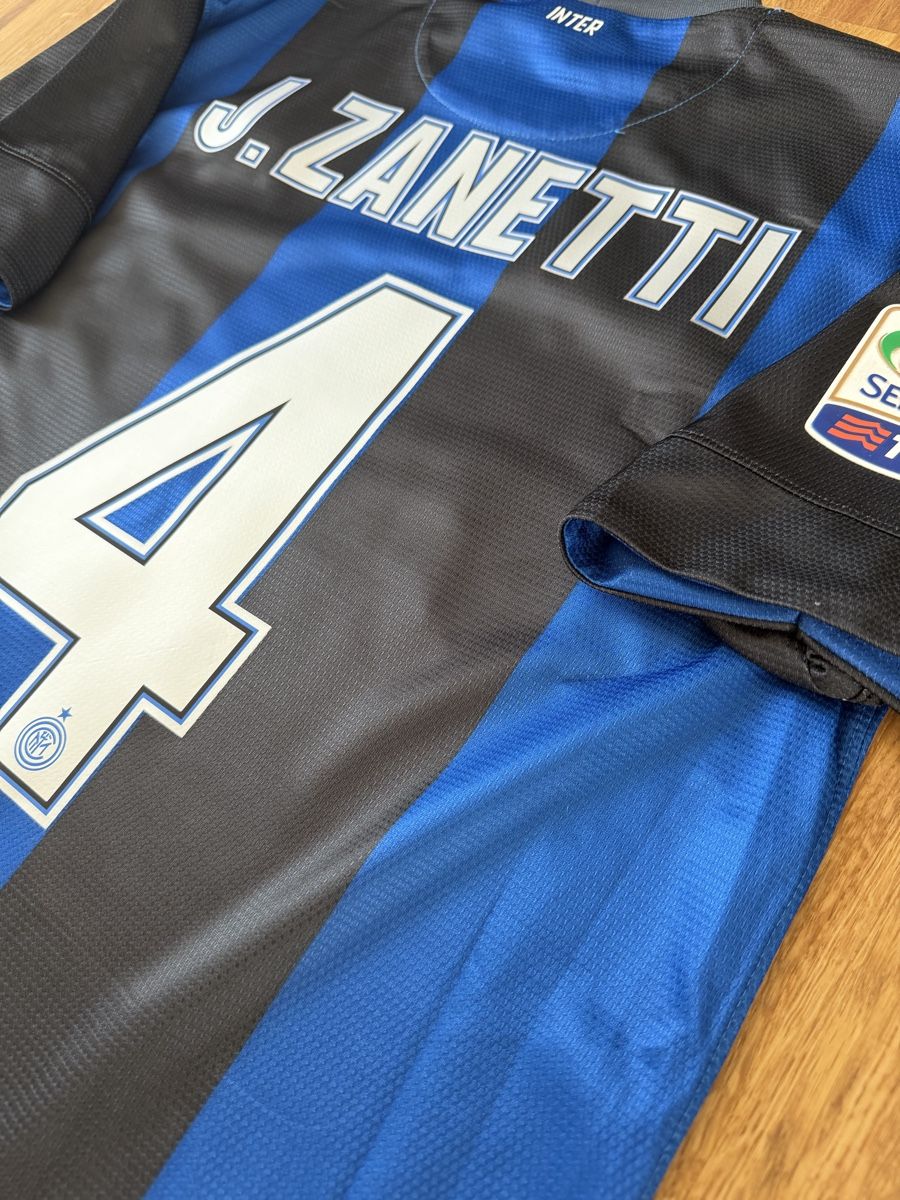 Nike Canottiere & Pantaloni: Original Zanetti Inter Milan 2012/13 Trikot M – Usato da Burgdorf venduto da Shirtsy 2