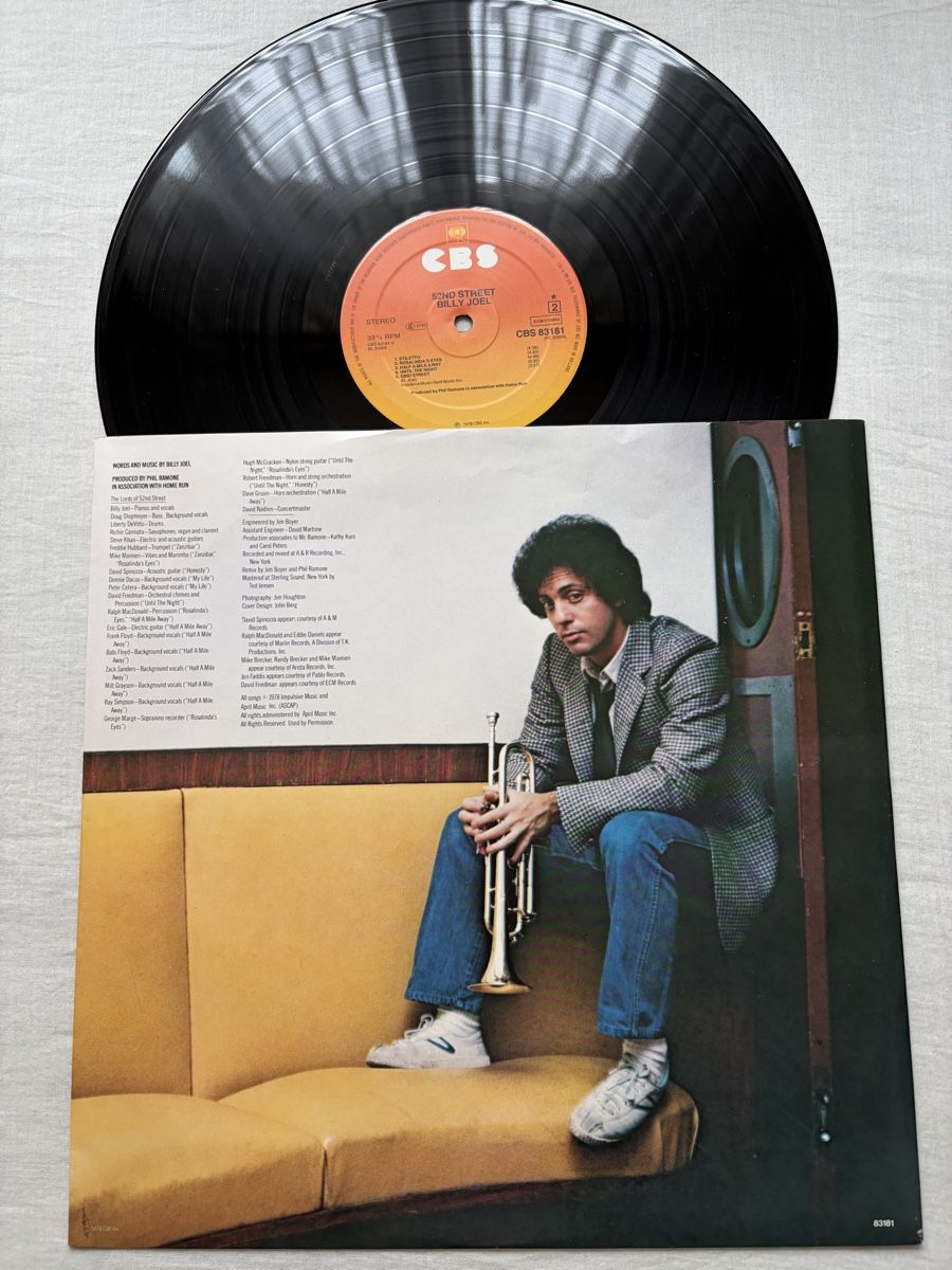 Vinyles: Billy Joel / 52nd Street  1978 – D'occasion à Genève par NipponiaNippon 1