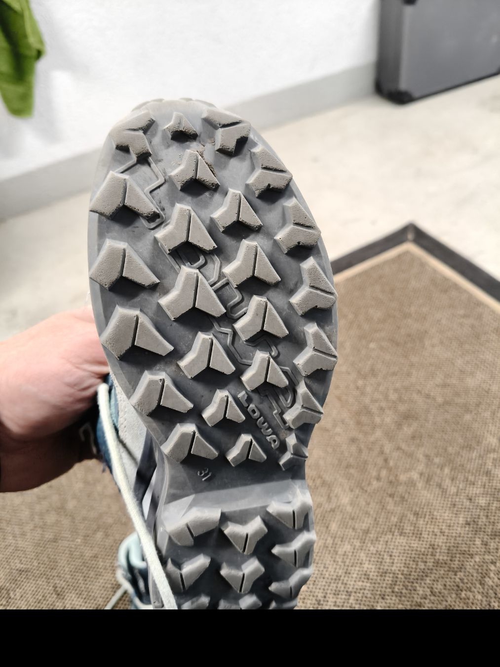 Lowa Scarpe per ragazzi: Lowa Wanderschuhe Grösse 31 – Usato da Oberengstringen venduto da Snowsurfer 2